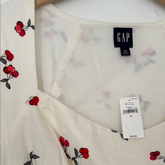 GAP Women's Linen-Blend Cap-Sleeve Crop Top - Cherry Print - Picture 5 of 6